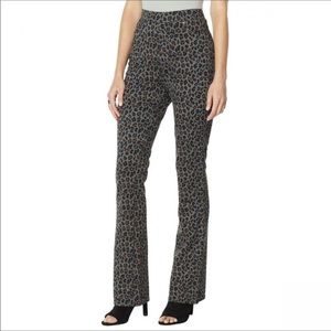 DG2 - Pull-on Boot Cut Pants, Gray Leopard, PL
